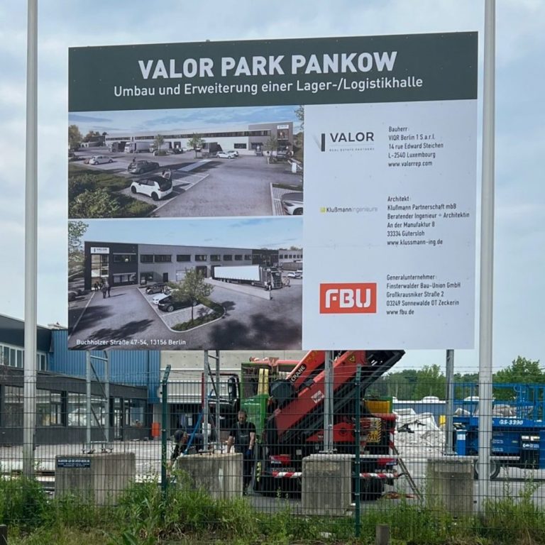 Bauschild mit Stahlgestell Berlin